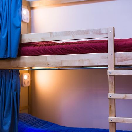 Dream Hostel Zaporizhia エクステリア 写真