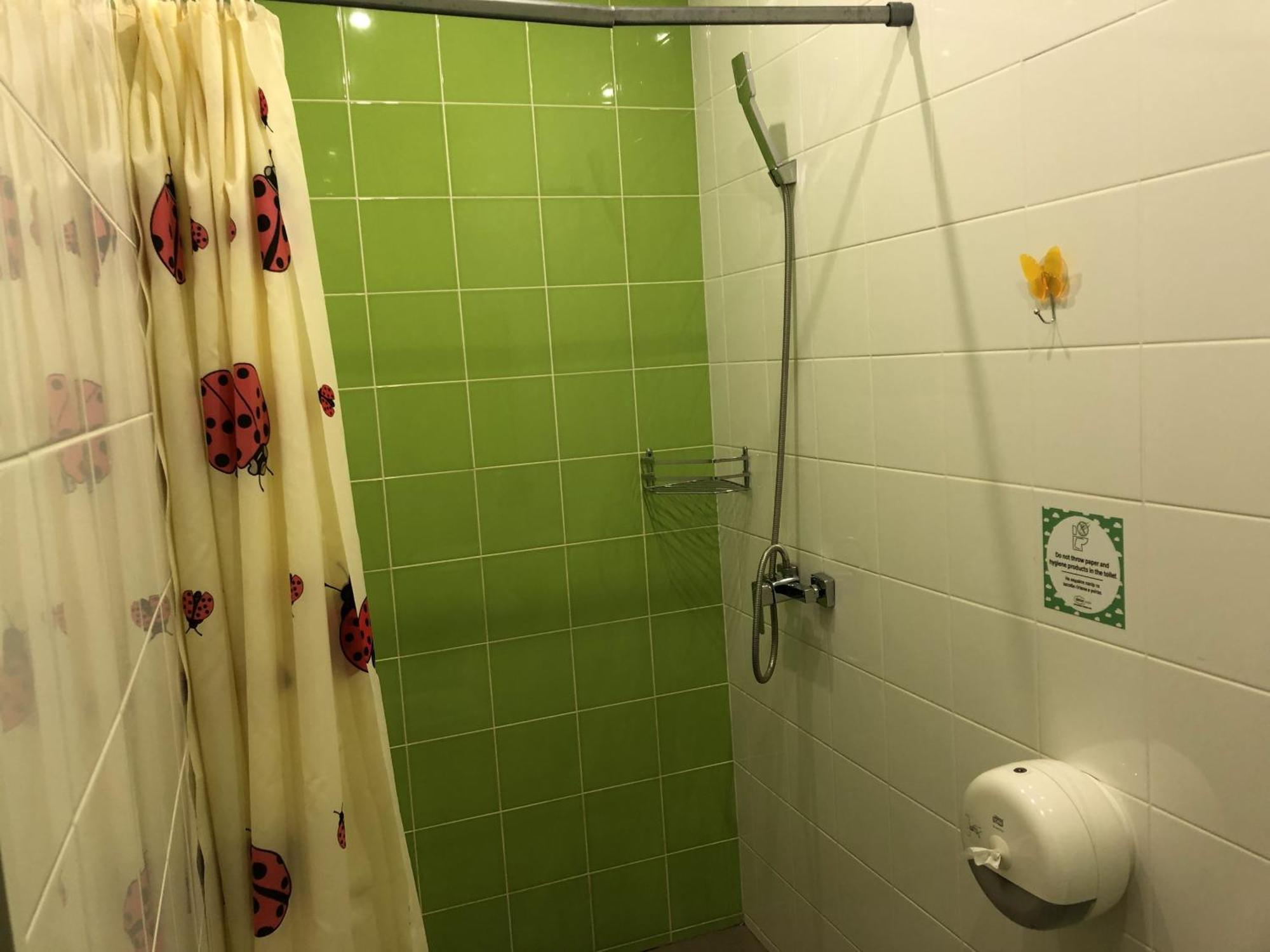 Dream Hostel Zaporizhia エクステリア 写真