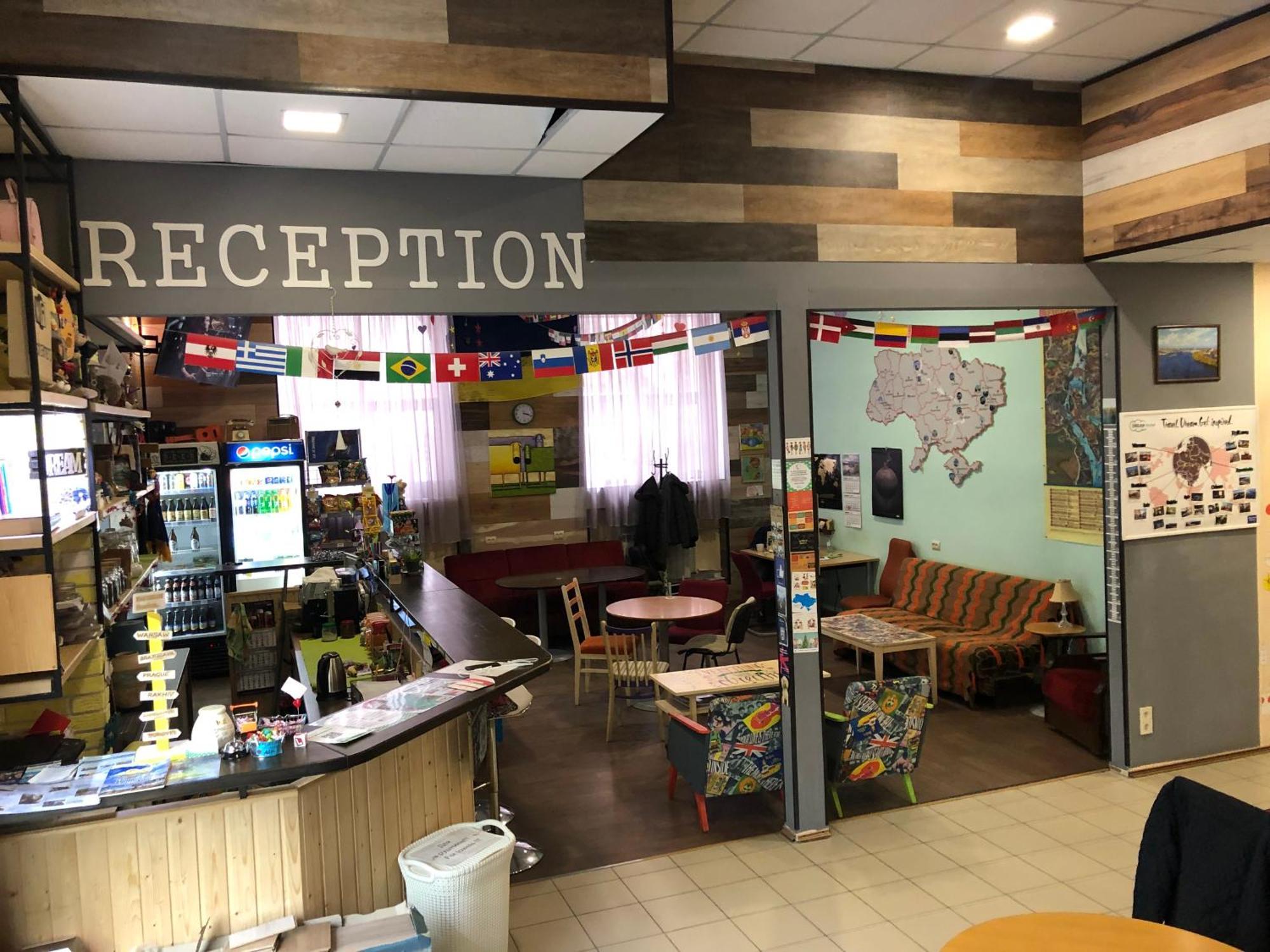 Dream Hostel Zaporizhia エクステリア 写真