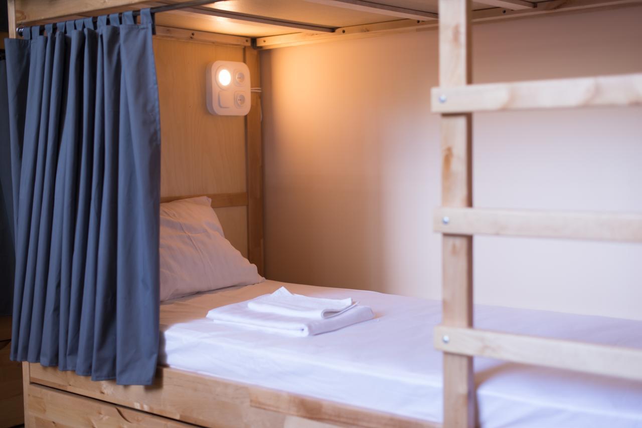 Dream Hostel Zaporizhia エクステリア 写真