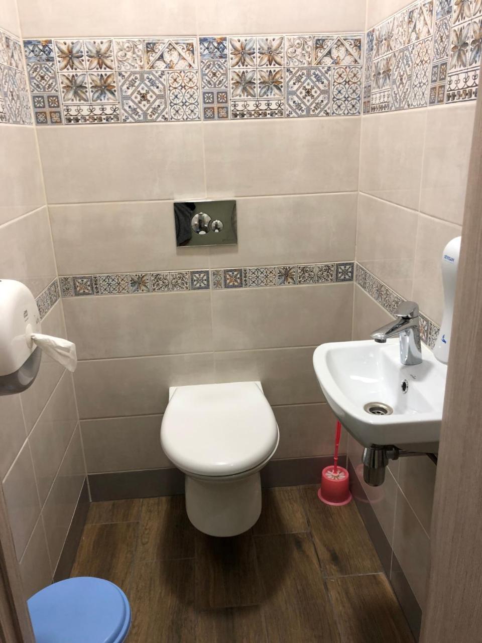 Dream Hostel Zaporizhia エクステリア 写真