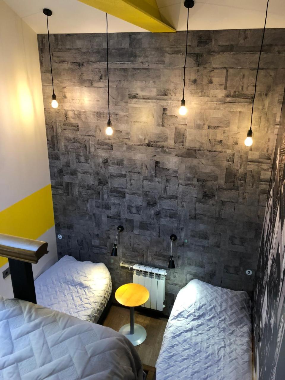 Dream Hostel Zaporizhia エクステリア 写真