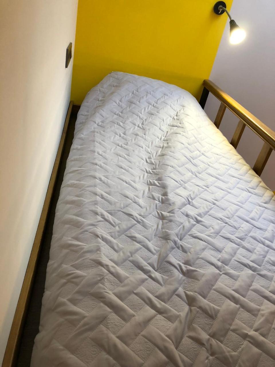 Dream Hostel Zaporizhia エクステリア 写真