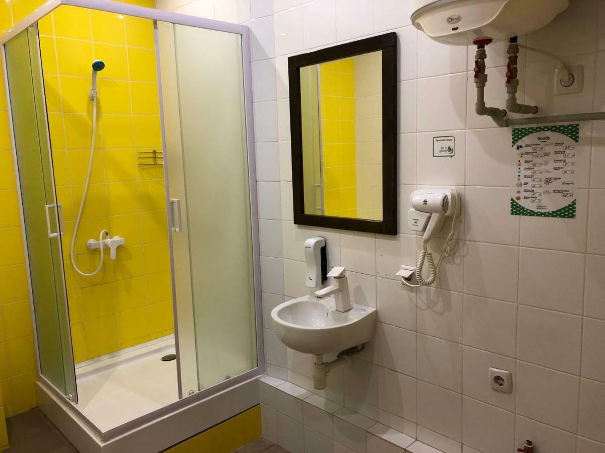 Dream Hostel Zaporizhia エクステリア 写真